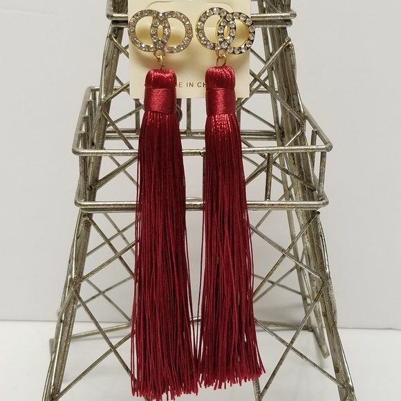 🎉Host Pick 🎉 Red Long Tassel Rhinestone Earrings New - Picture 3 of 7
